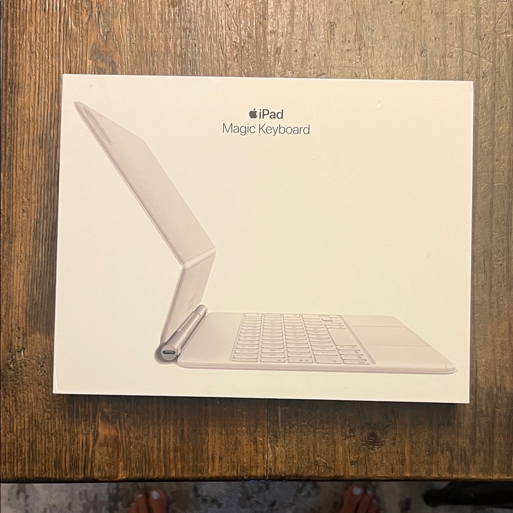 Apple iPad Magic Keyboard - Light Gray